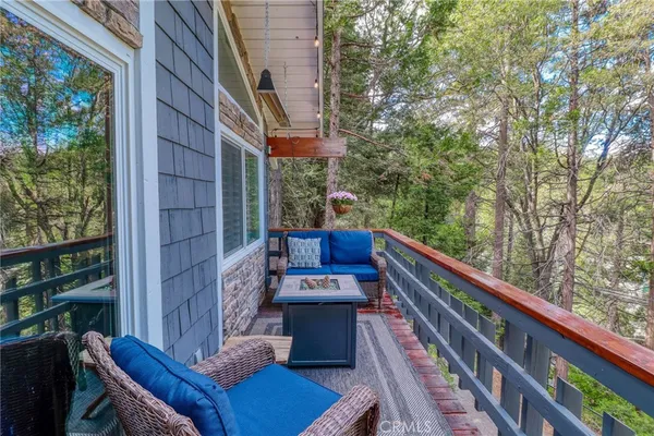 a view of a backyard with trees