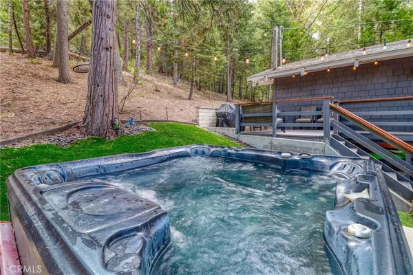$545,000 | 26669 Highway 189, Twin Peaks, CA 92391