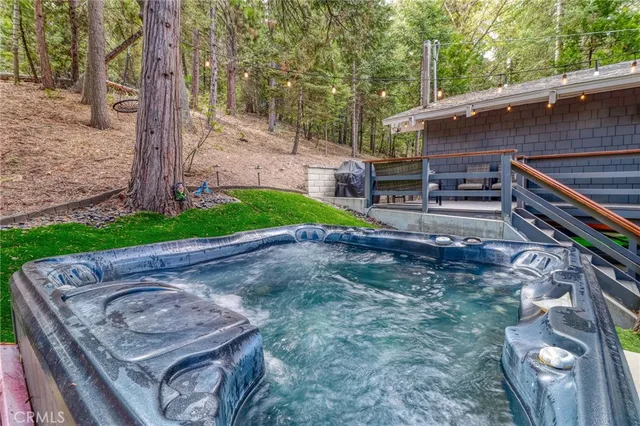 $545,000 | 26669 Highway 189, Twin Peaks, CA 92391