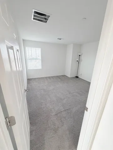 $2,850 | 716 Somerset Way, Patterson, CA 95363