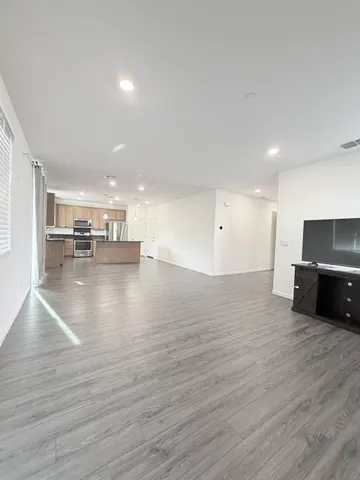 $2,850 | 716 Somerset Way, Patterson, CA 95363