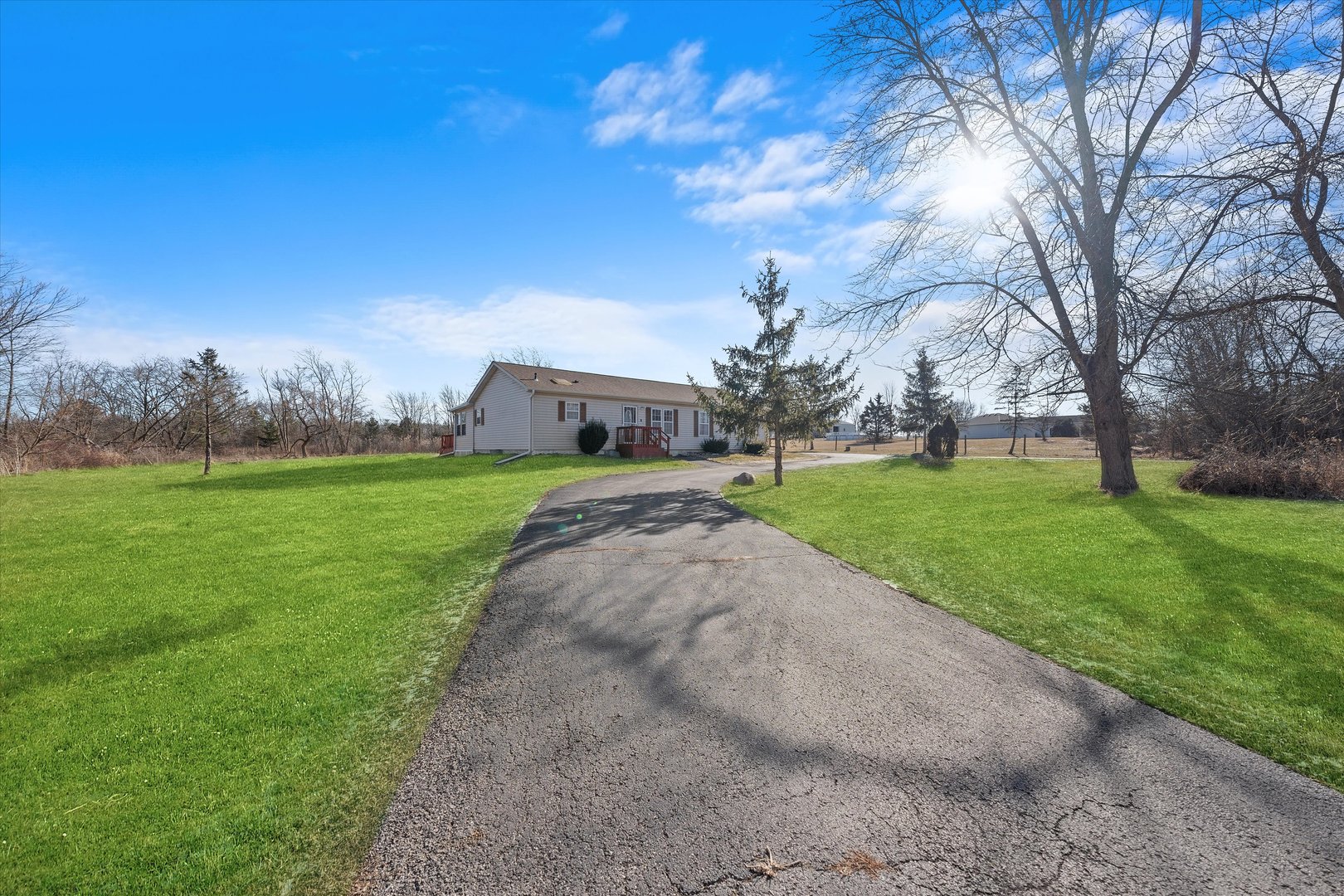 24609 Kings Road Crete, IL 60417 - Photo 3 of 37 Gallery Image 3