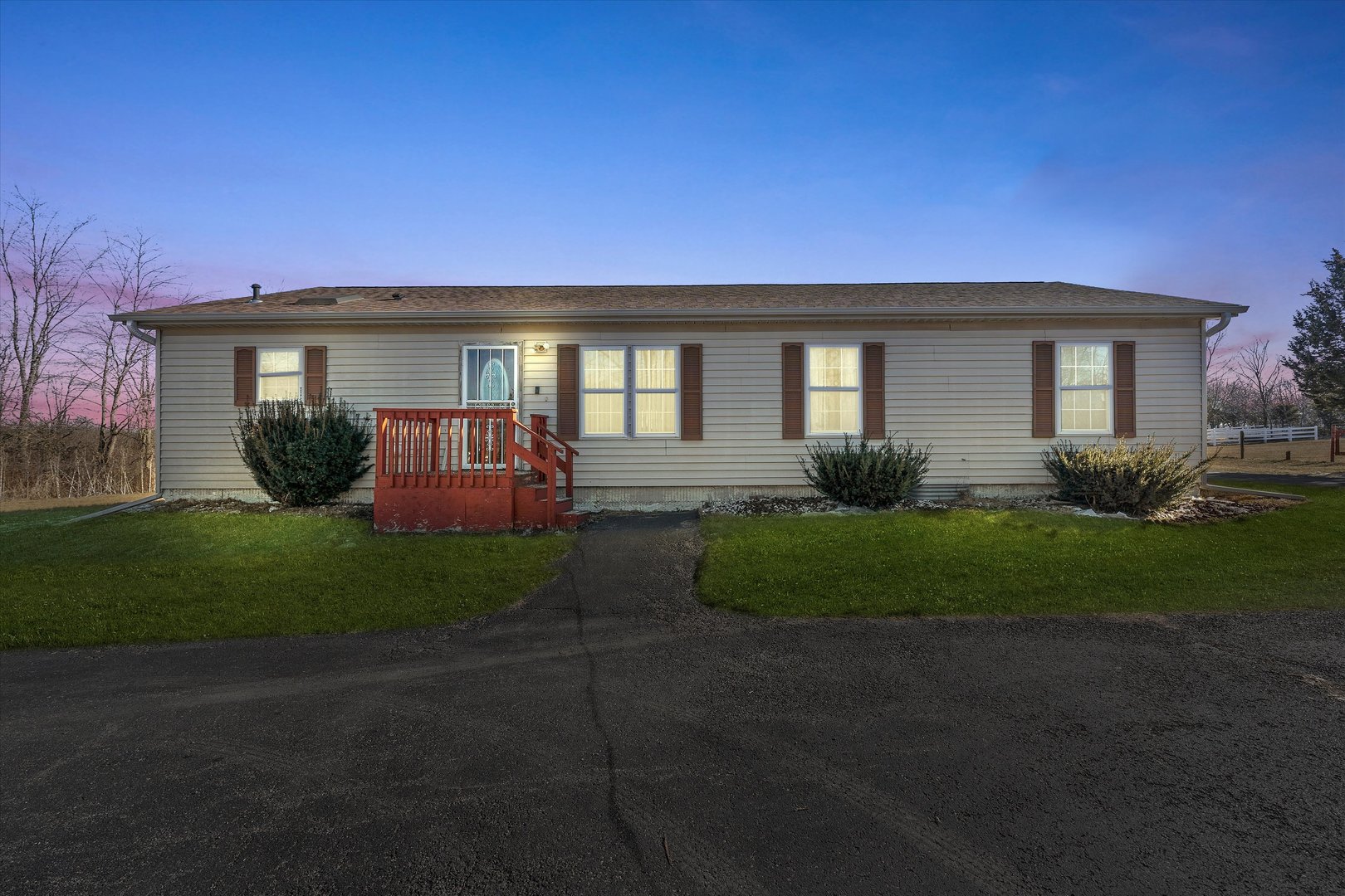 24609 Kings Road Crete, IL 60417 - Photo 4 of 37 Gallery Image 4