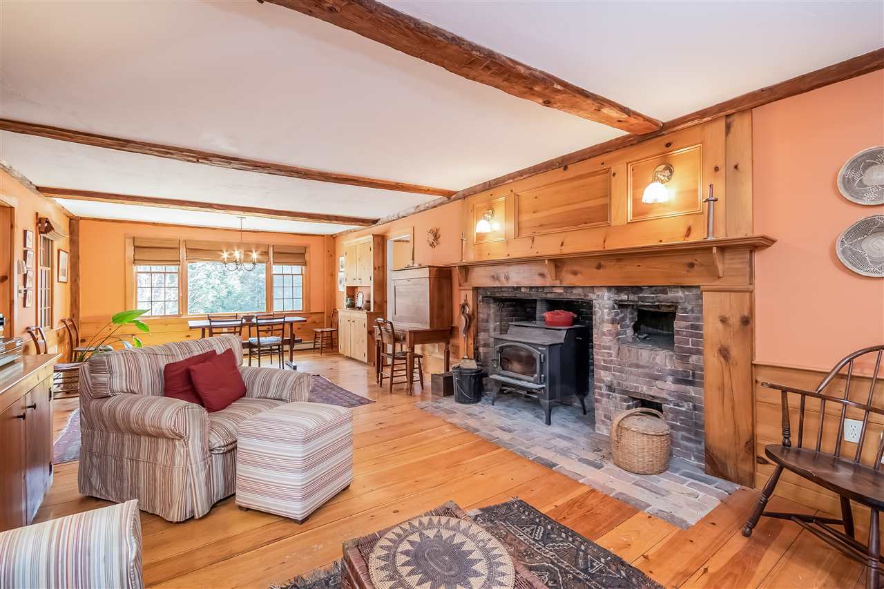 867 Quaker Street Henniker, NH 03242 - Photo 3 of 40