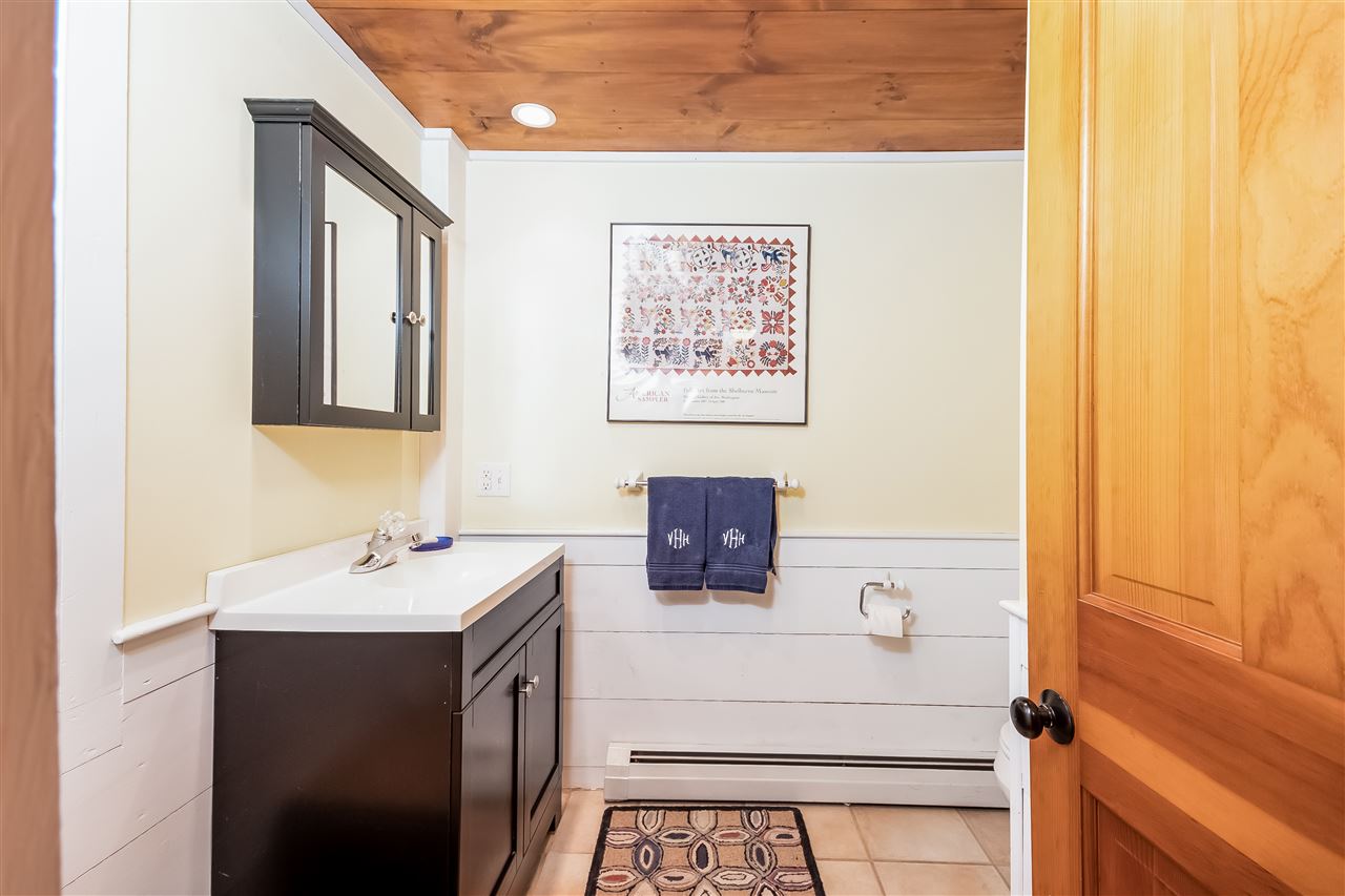 867 Quaker Street Henniker, NH 03242 - Photo 23 of 40