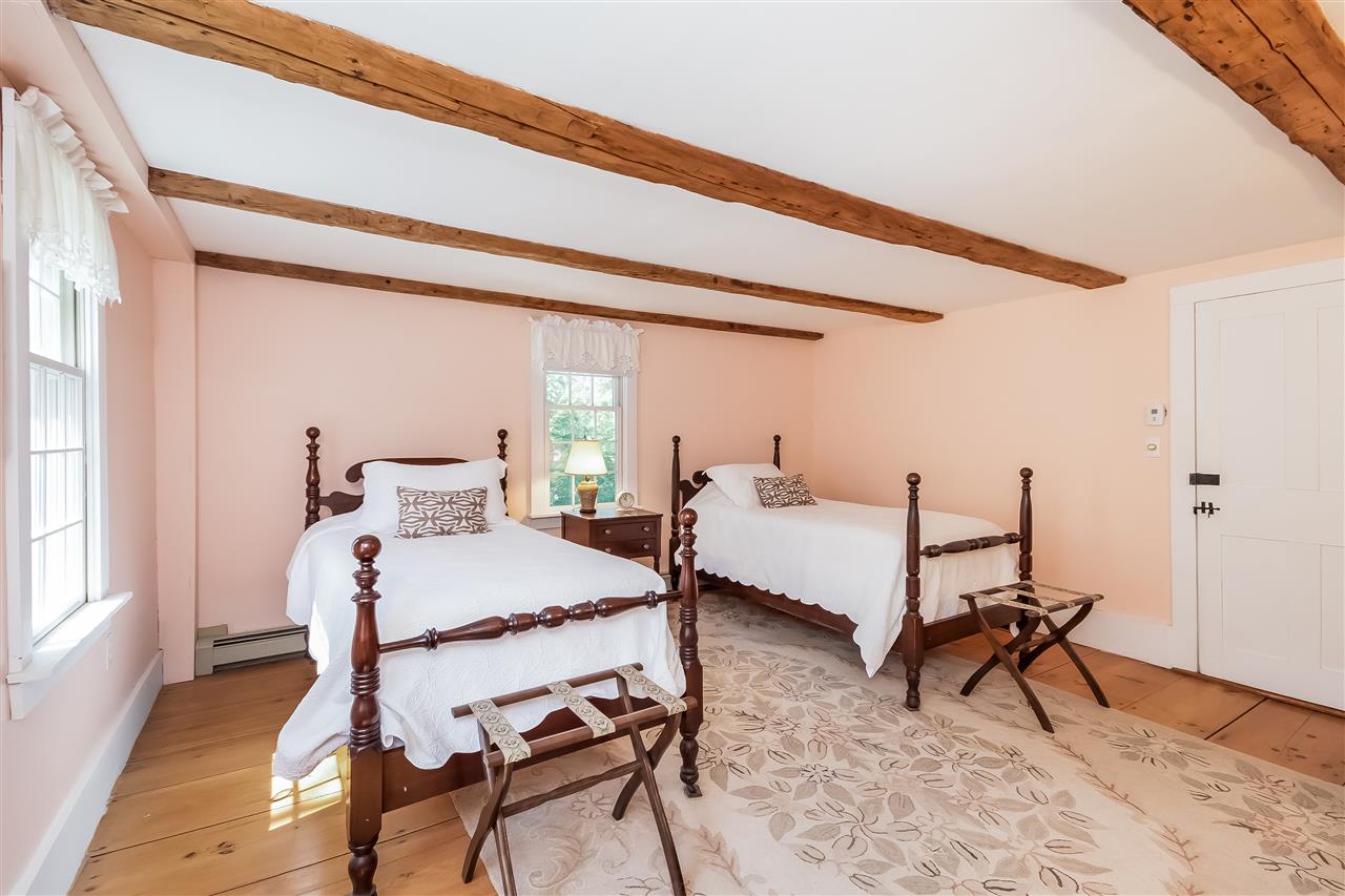 867 Quaker Street Henniker, NH 03242 - Photo 27 of 40