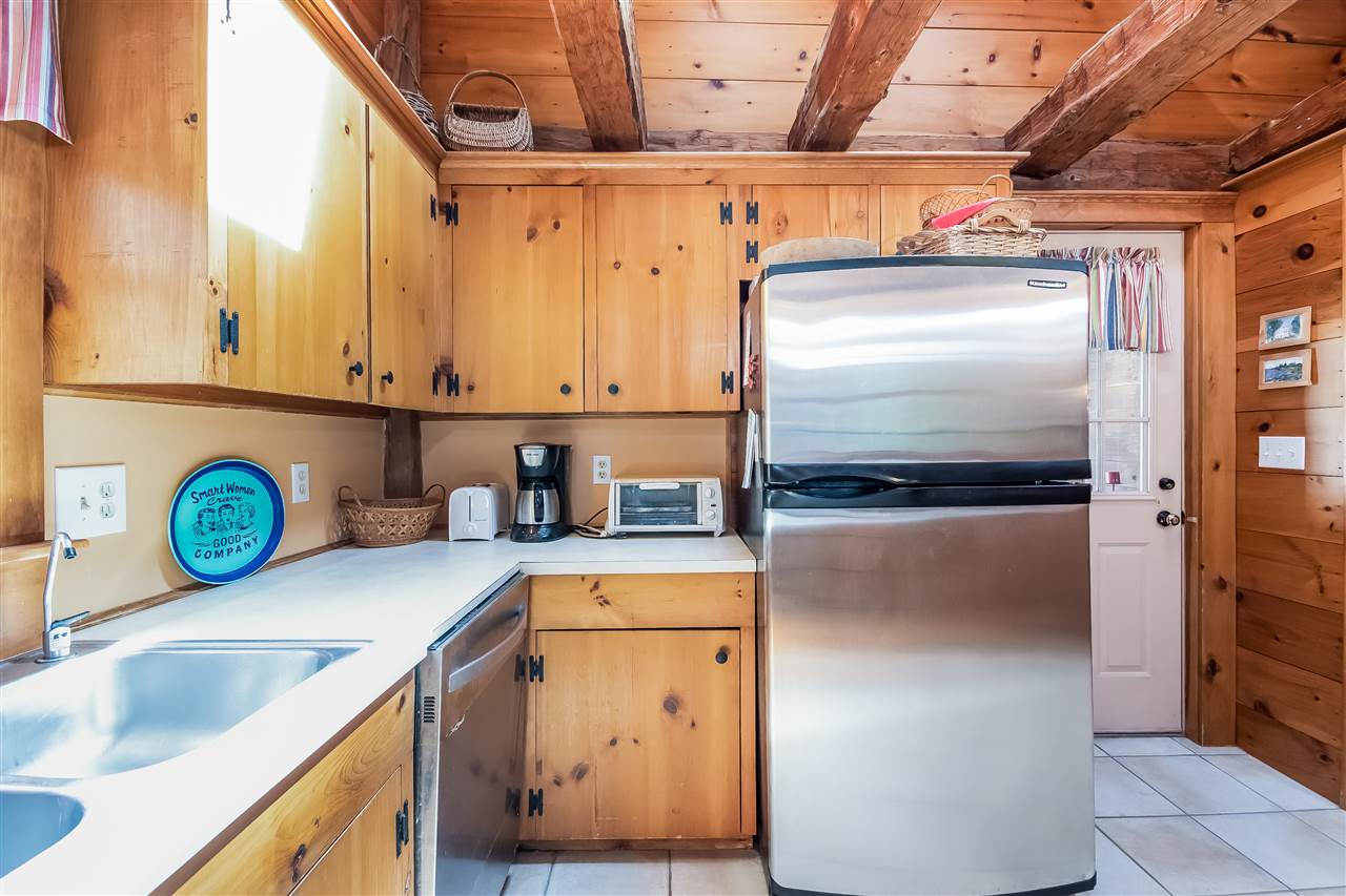 867 Quaker Street Henniker, NH 03242 - Photo 10 of 40