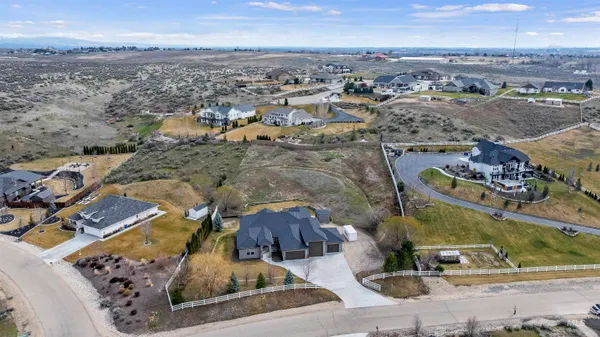$1,025,000 | 24710 Blessinger Road, Star, ID 83669