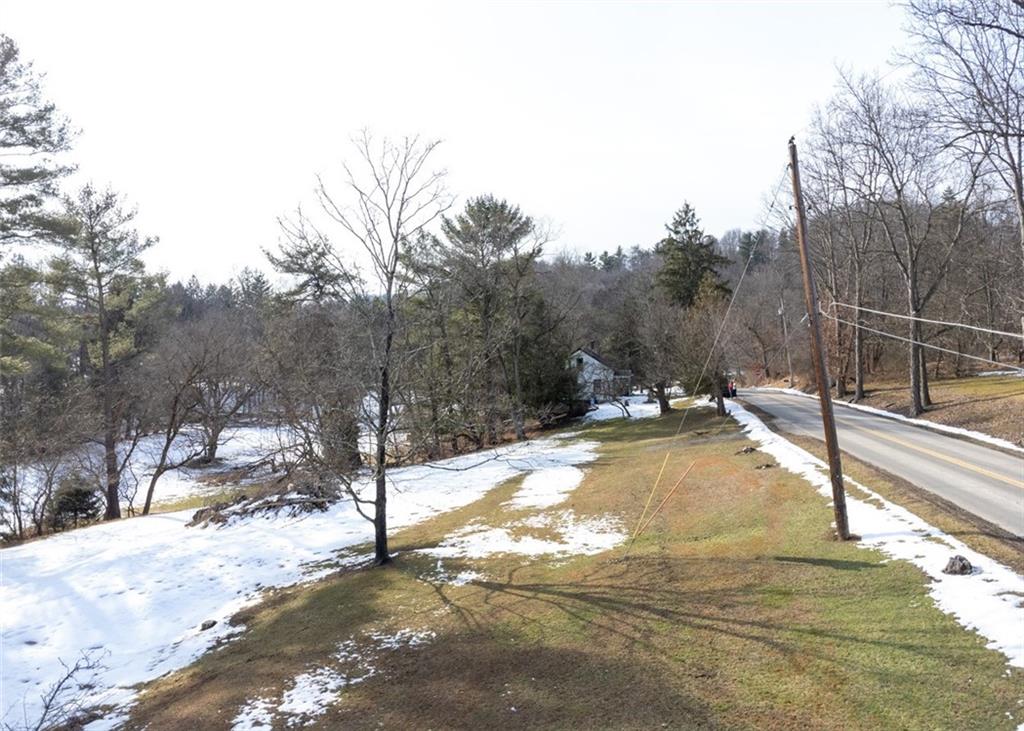 5005 Mamont Road Murrysville, PA 15668 - Photo 5 of 12