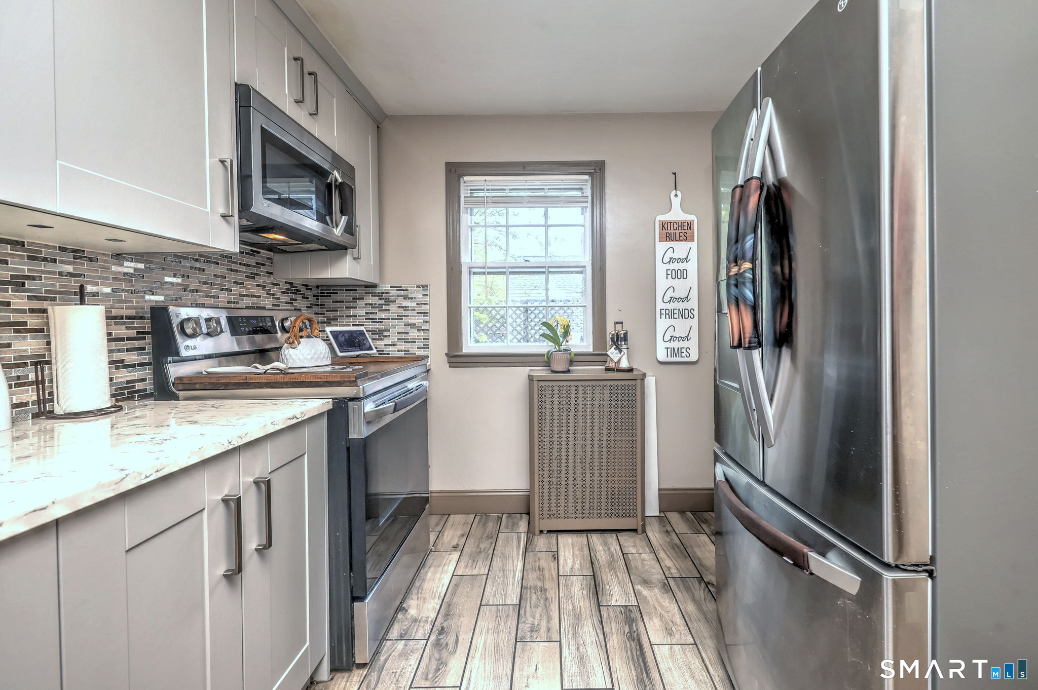 59 Hayward Road Hamden, CT 06514 - Photo 11 of 26