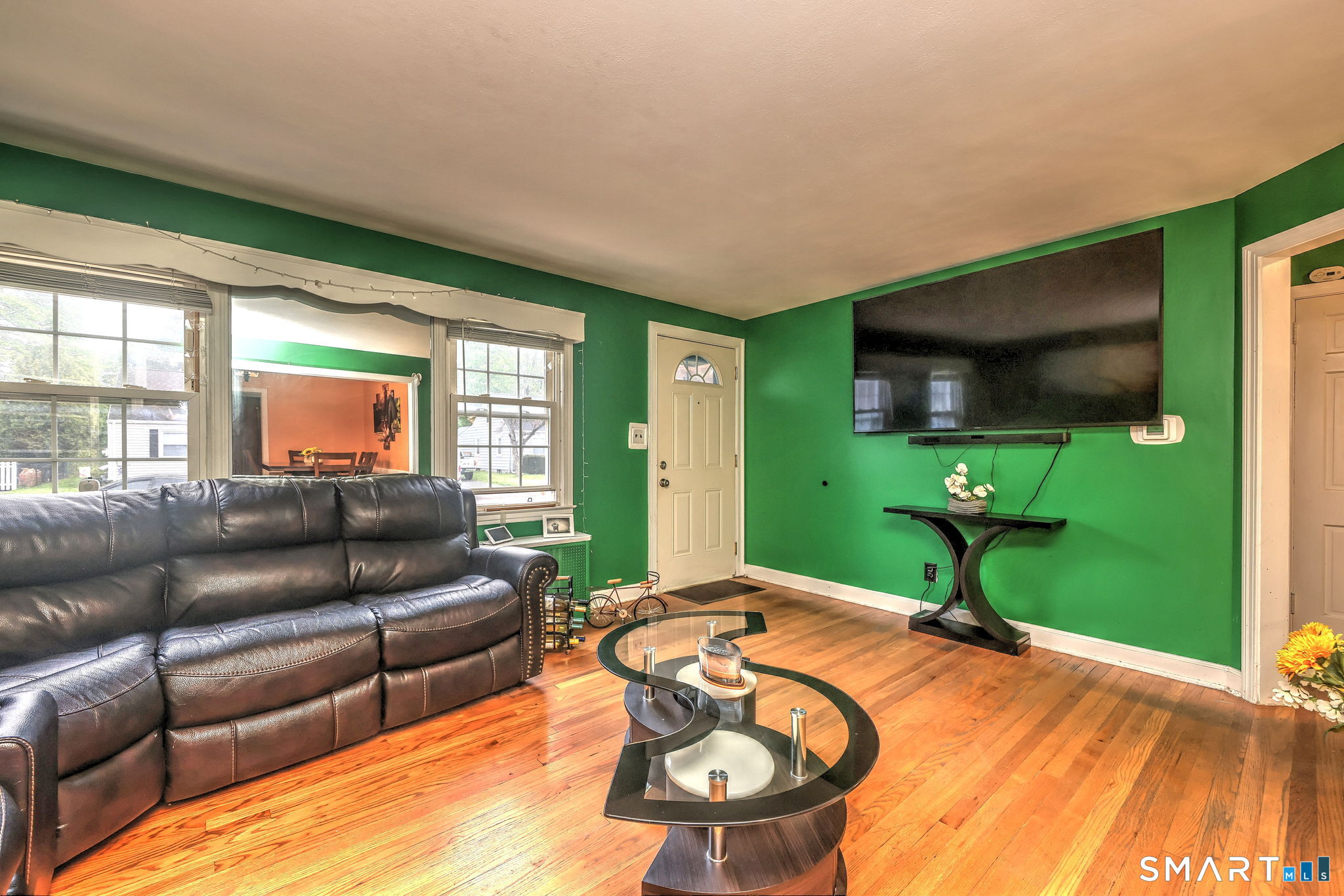 59 Hayward Road Hamden, CT 06514 - Photo 5 of 26