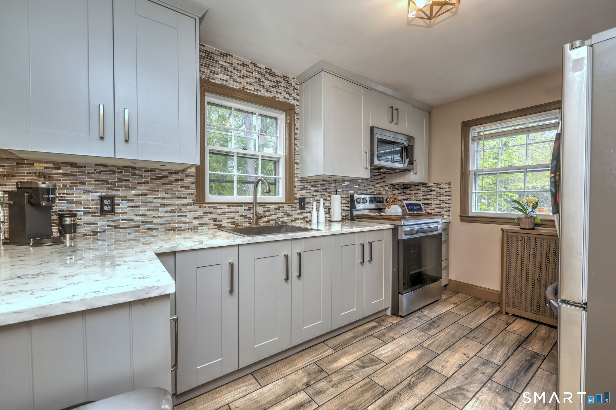 59 Hayward Road Hamden, CT 06514 - Photo 9 of 26 Beautiful kitchen updated in 2022!