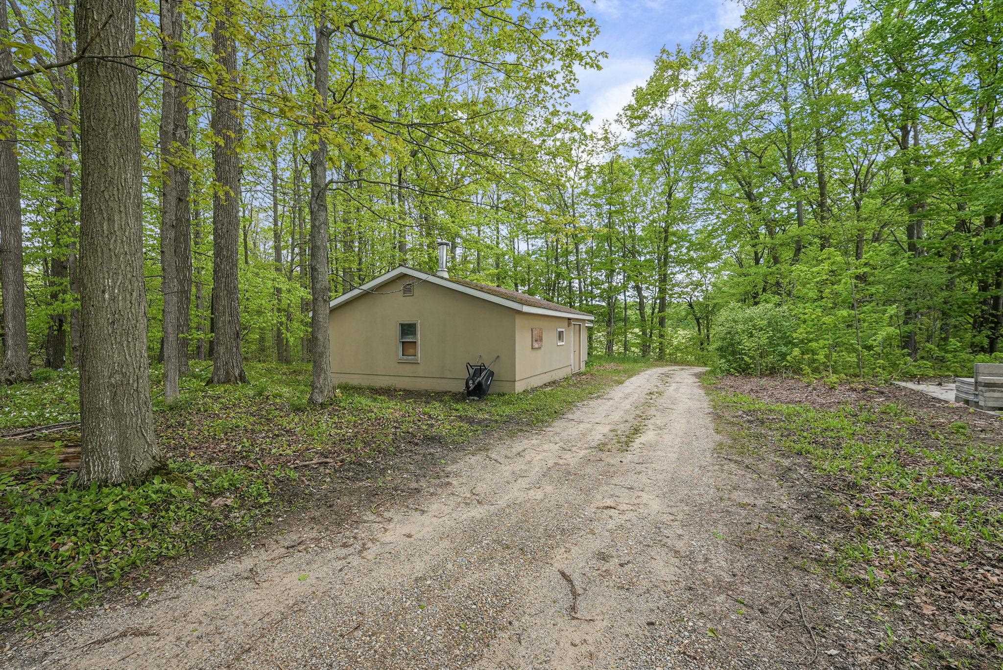 11519 21 Mile Road Tustin, MI 49688 - Photo 42 of 57 Gallery Image 42