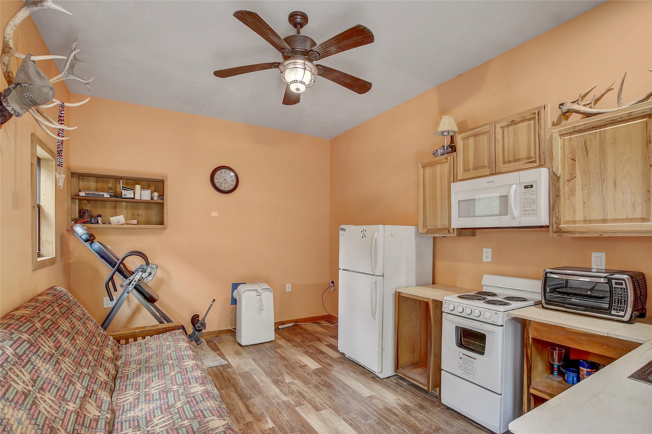18197 Fm 619 Elgin, TX 78621 - Photo 33 of 39