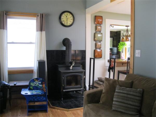 89 Hoe Shop Road Bernardston, MA 01337 - Photo 3 of 8 Gallery Image 3