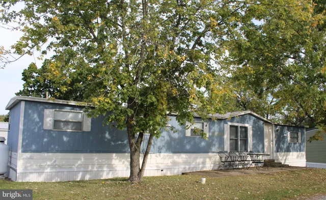 $1,000 | 450 Ridge Road, Unit 16, Etters, PA 17319