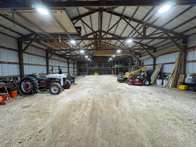 $1,299,900 | 7165 Townline Road, West Bend, WI 53090