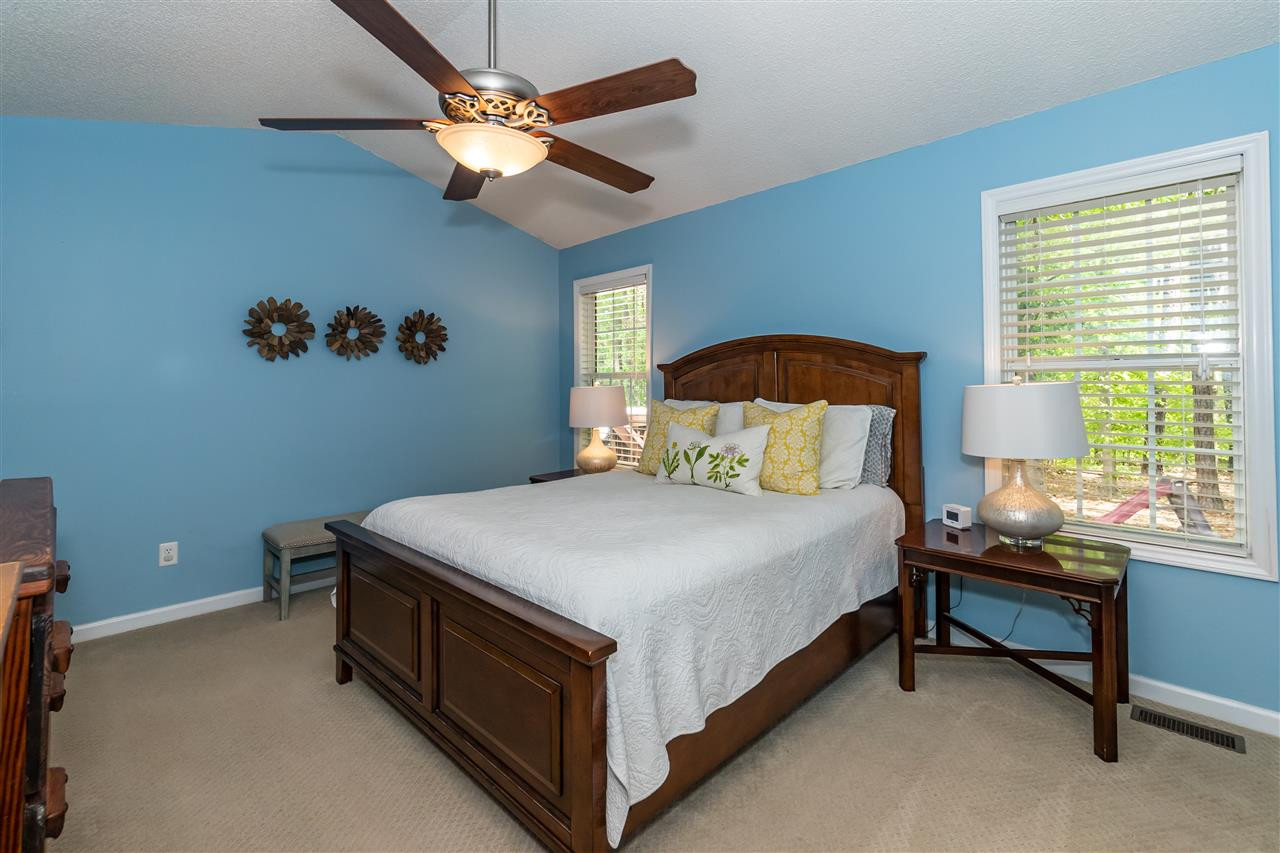 5617 Lighthall Lane Raleigh, NC 27604 - Photo 18 of 29 Photo 18