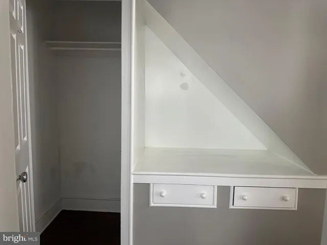 a view of walk in closet