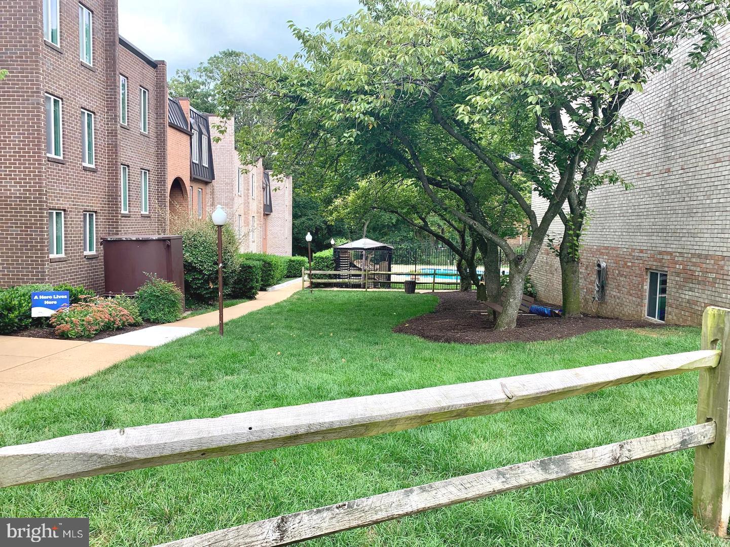 5083 7th Road South, Unit T2 Arlington, VA 22204 - Photo 27 of 36 Nicely maintained community grounds
