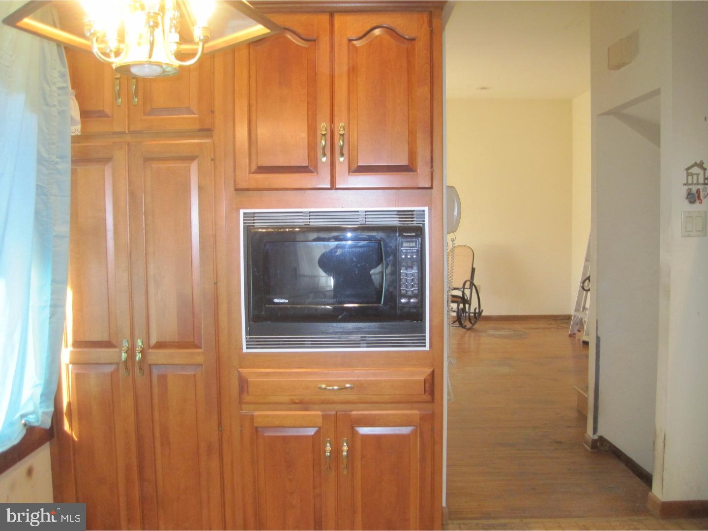2220 Garwood Road Sicklerville, NJ 08081 - Photo 3 of 6 Kitchen