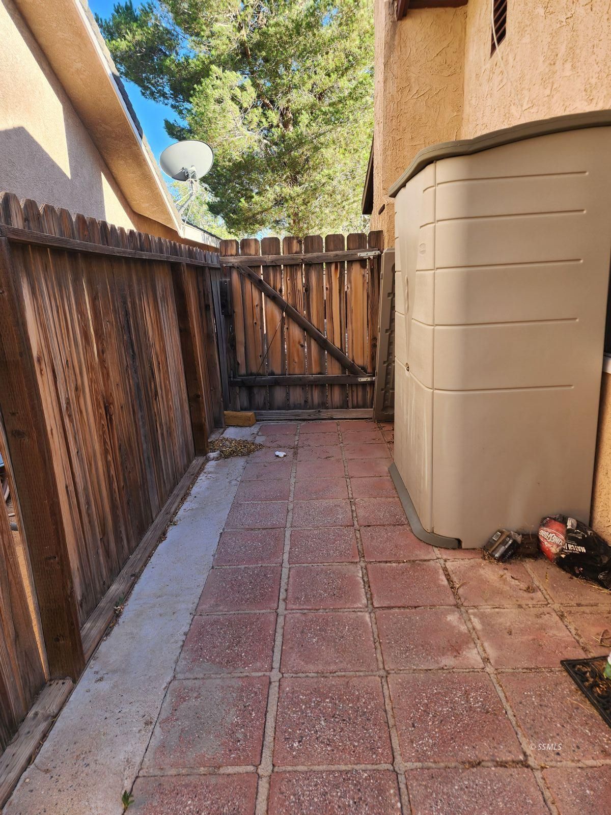 932 West Langley Avenue Ridgecrest, CA 93555 - Photo 21 of 23
