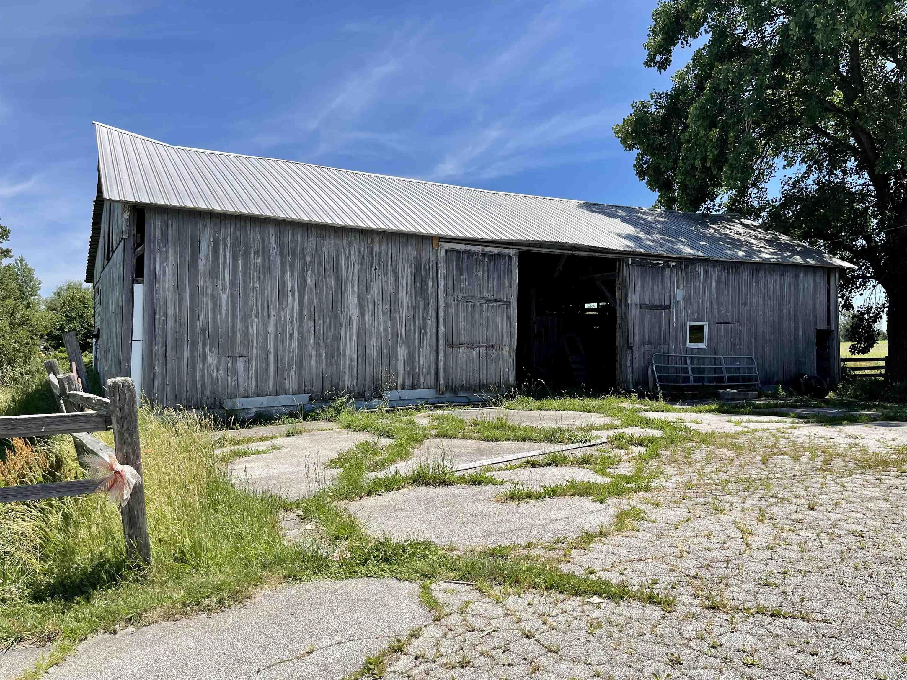 17165 West 2b Road Walkerton, IN 46574 - Photo 8 of 32