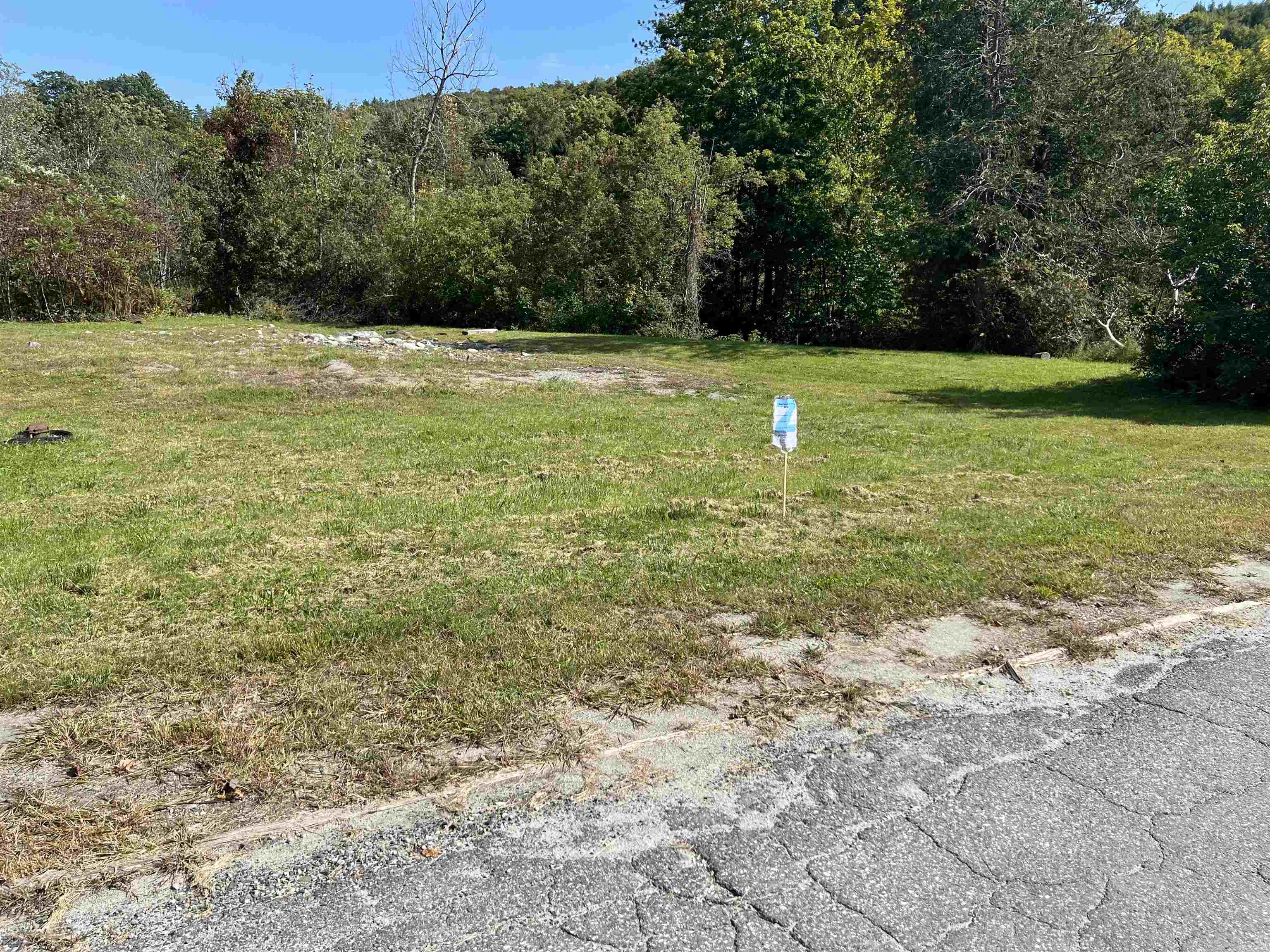 77 School Street Marshfield, VT 05658 - Photo 3 of 10