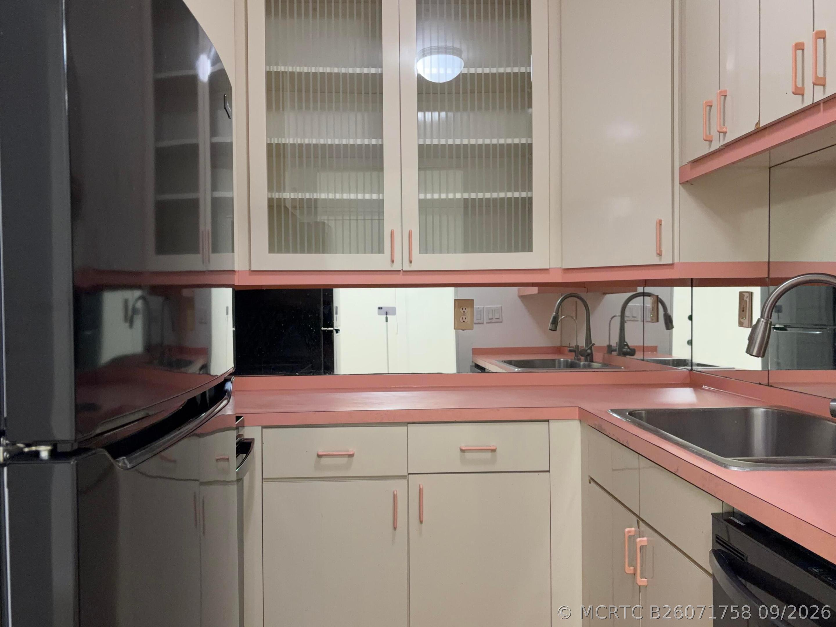 298 Southwest 6th Street, Unit 109 Boca Raton, FL 33432 - Photo 7 of 24 IMG_0059