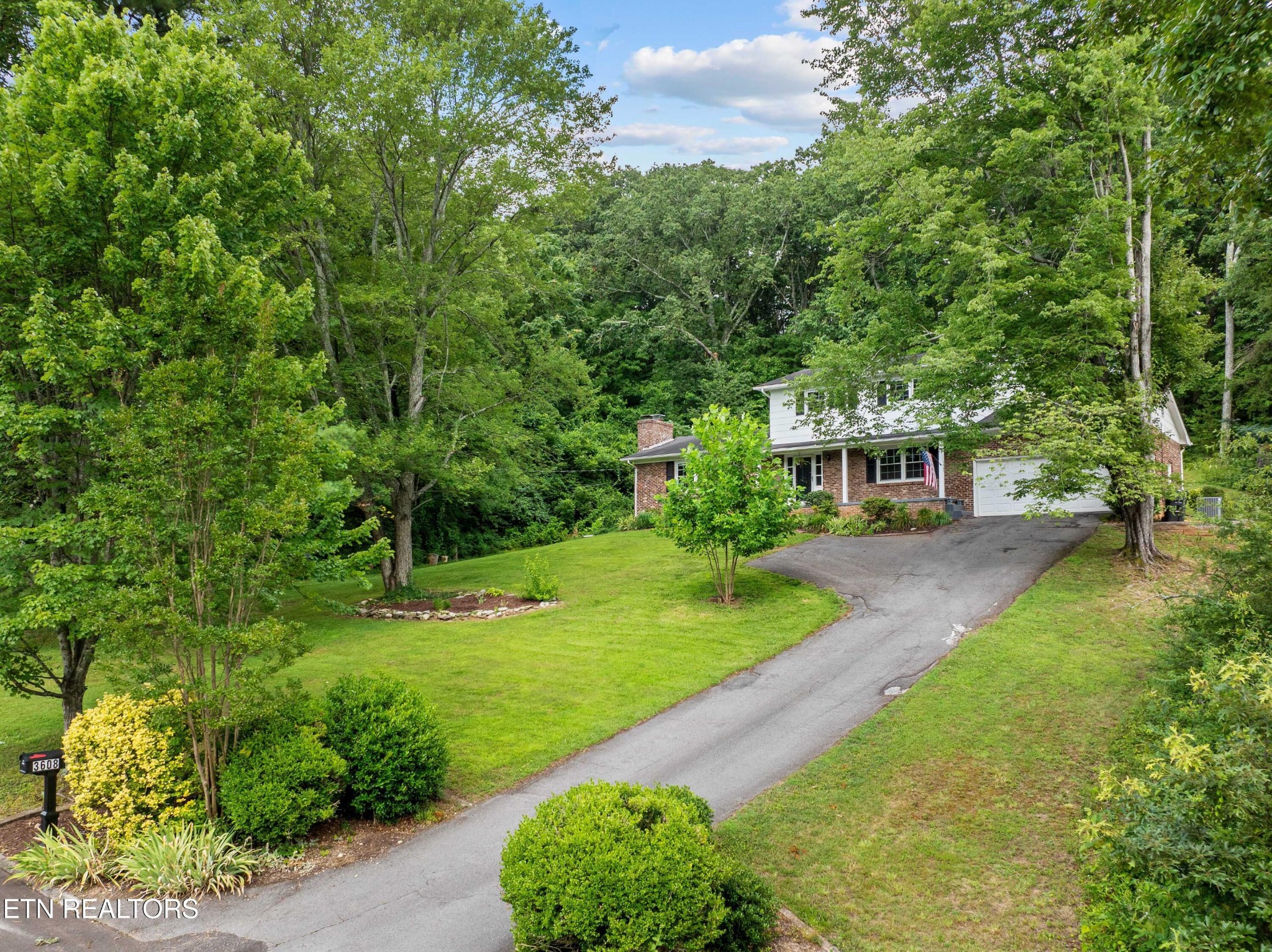 3608 Cherrylog Road Knoxville, TN 37921 - Photo 2 of 34 Gallery Image 2