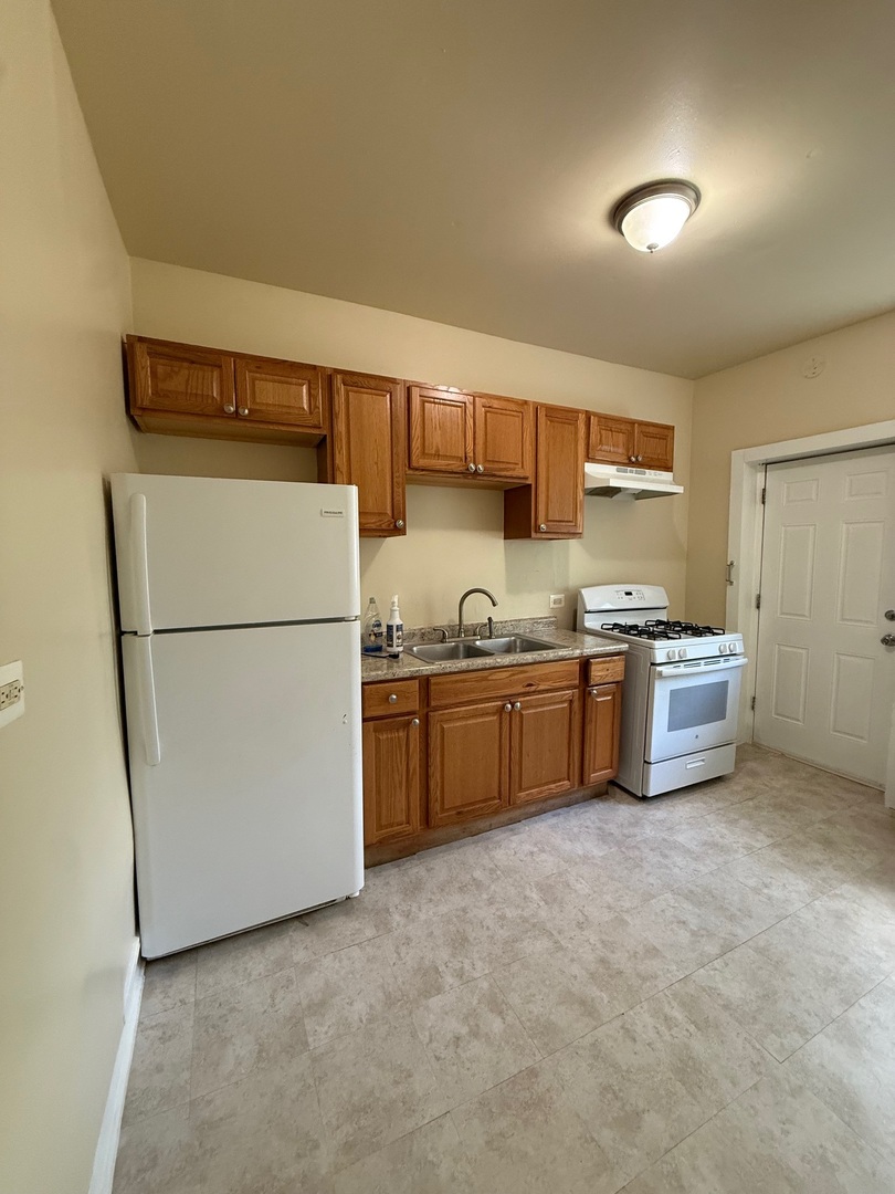 715 West 57th Street, Unit 3 Chicago, IL 60621 - Photo 10 of 12