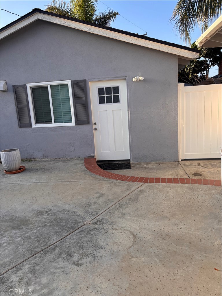 5604 Tower Road Riverside, CA 92506 - Photo 38 of 54 a house view with a outdoor space