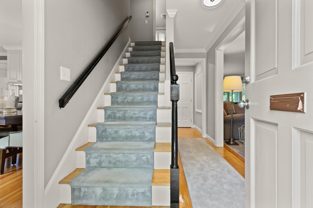 49 James Road Reading, MA 01867 - Photo 4 of 42