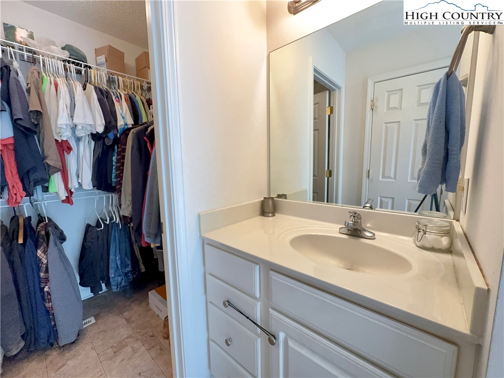 109 Doe Run Morganton, NC 28655 - Photo 21 of 44