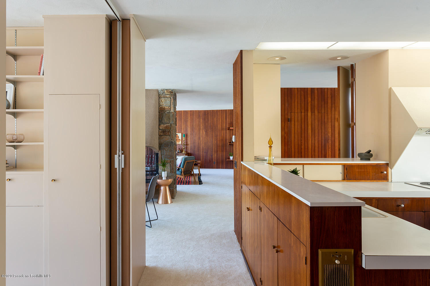 2105 Villa Heights Road Pasadena, CA 91107 - Photo 19 of 45 a large bathroom with a tub a sink and a large mirror