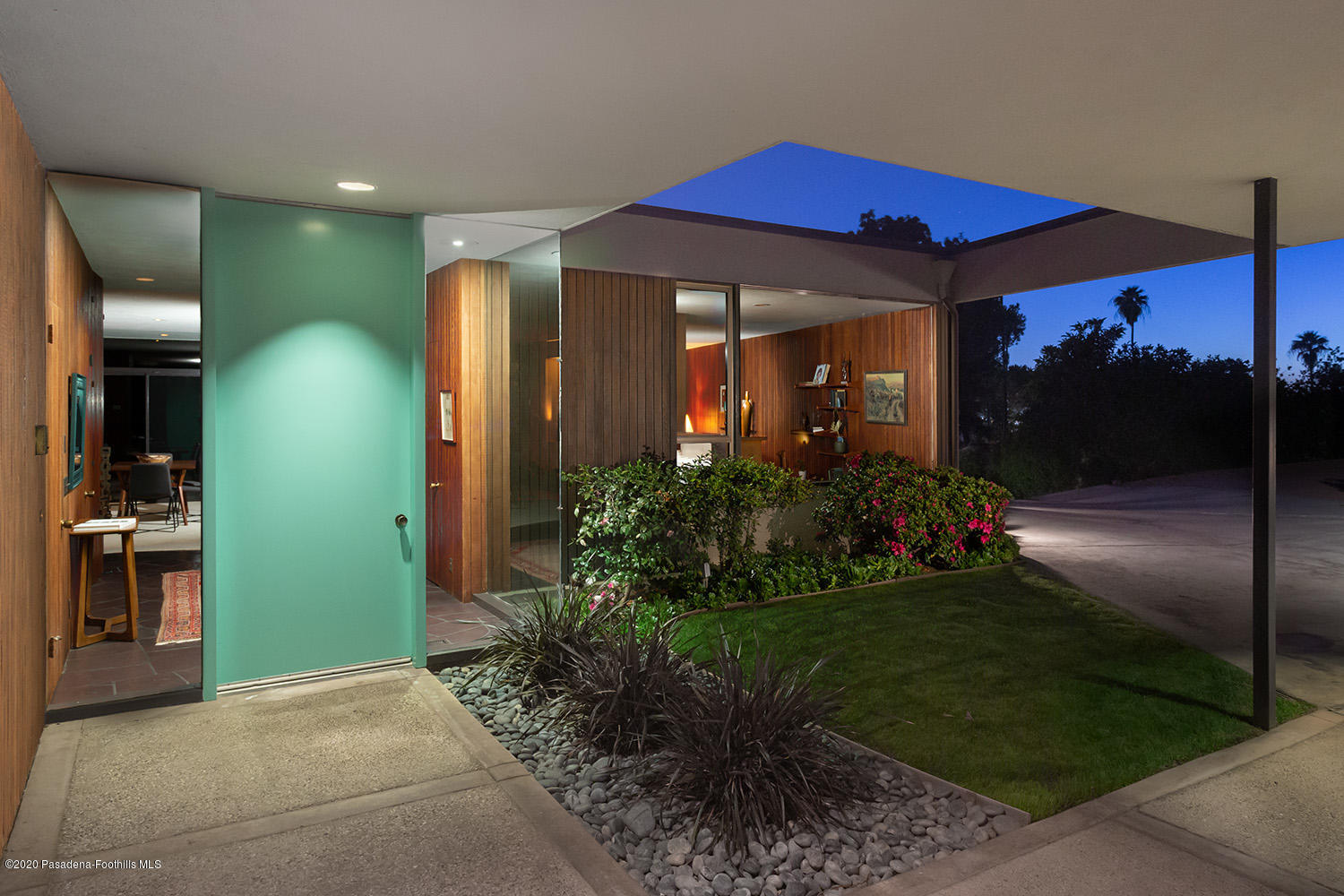 2105 Villa Heights Road Pasadena, CA 91107 - Photo 3 of 45 a view of a house with backyard