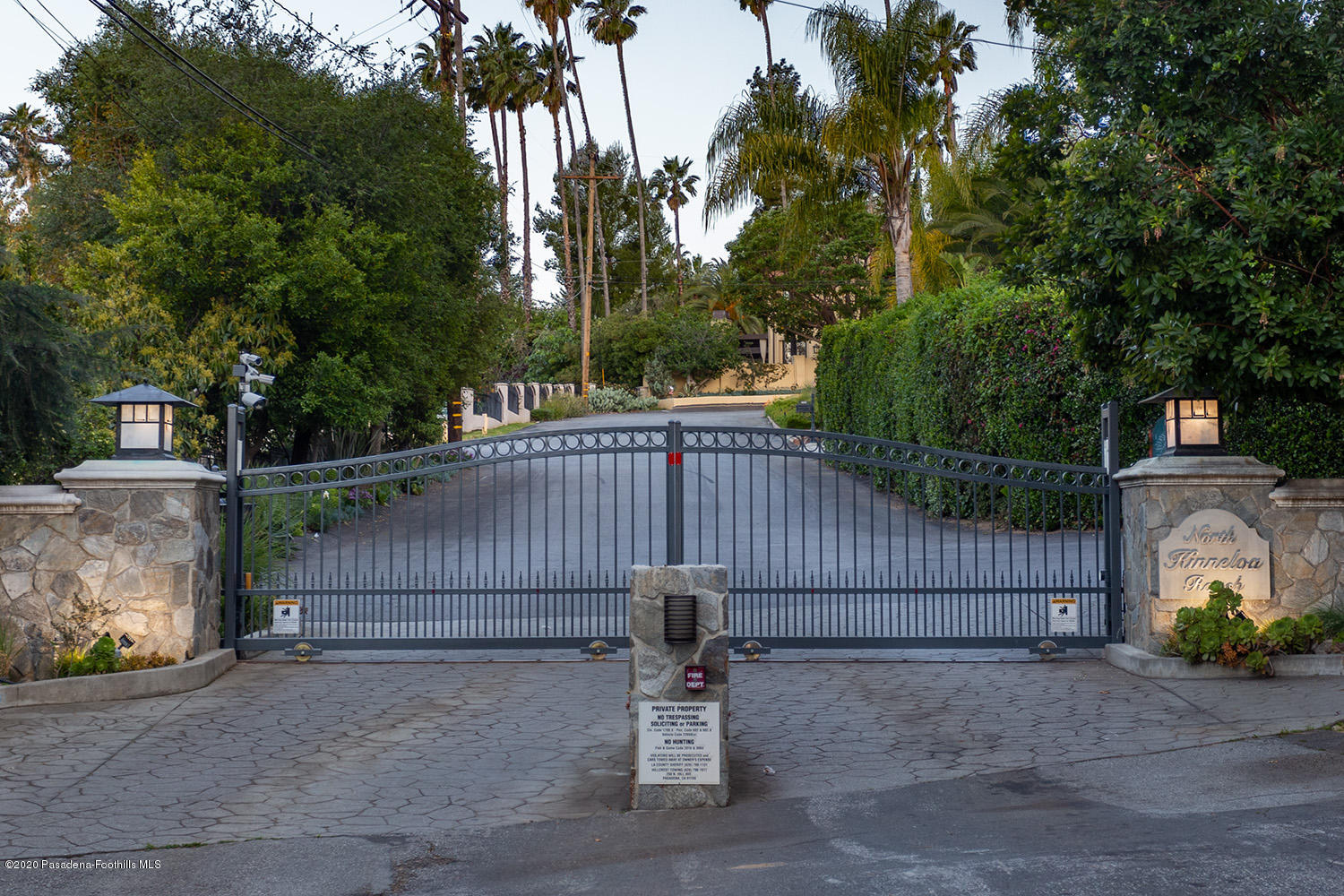 2105 Villa Heights Road Pasadena, CA 91107 - Photo 45 of 45 a street view with wooden fence