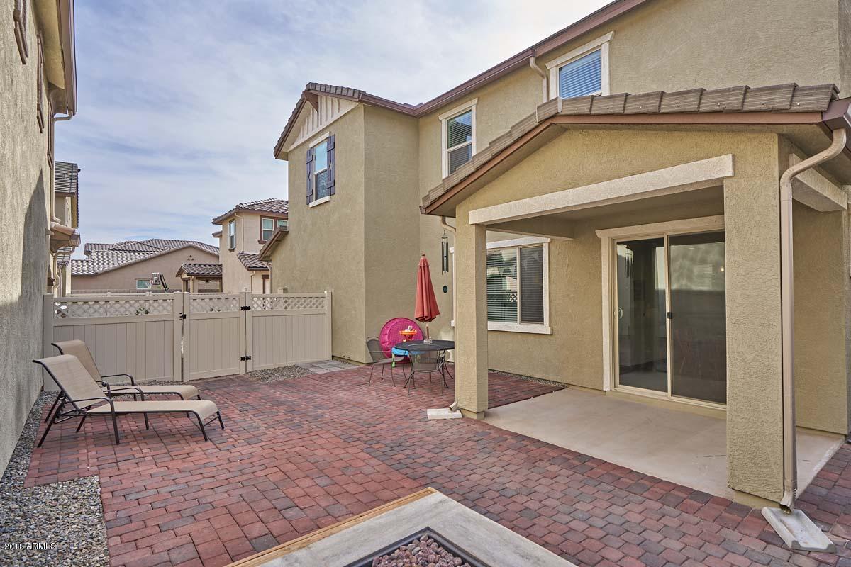 4064 East Ranch Road Gilbert, AZ 85296 - Photo 31 of 41 Backyard2