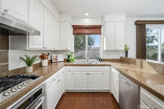 $950,000 | 24125 Willowbrooke Court, Valencia, CA 91354