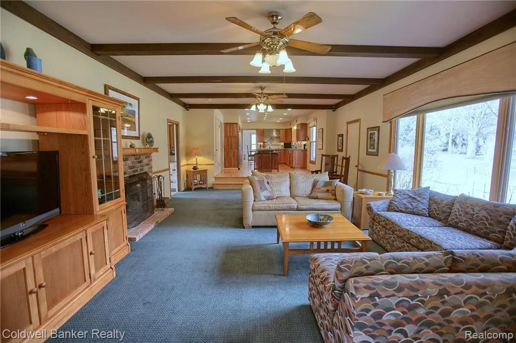 32320 Lahser Road Beverly Hills, MI 48025 - Photo 17 of 38