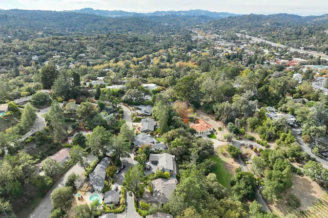 $1,800,000 | 1015 Regio Court, Lafayette, CA 94549