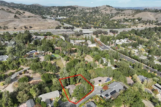 $1,800,000 | 1015 Regio Court, Lafayette, CA 94549