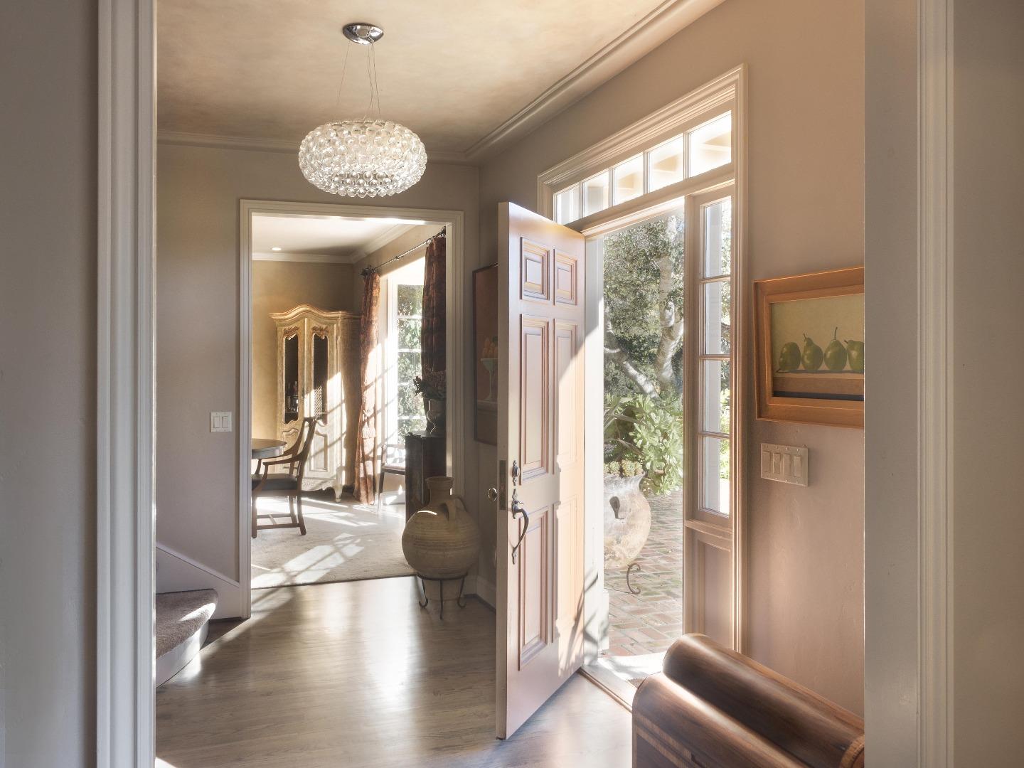 36 Castro Road Monterey, CA 93940 - Photo 6 of 30 Gallery Image 6