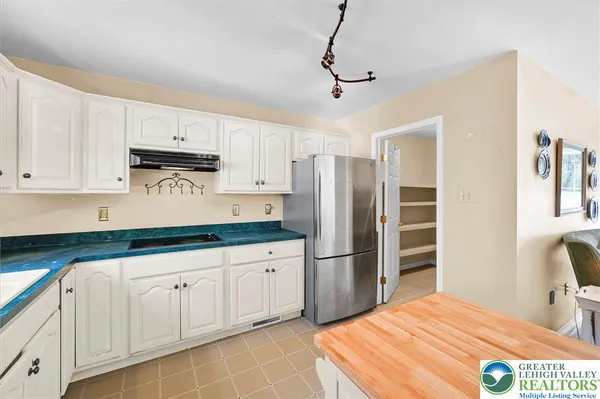 $425,000 | 454 Pheasant Road, Saylorsburg, PA 18353