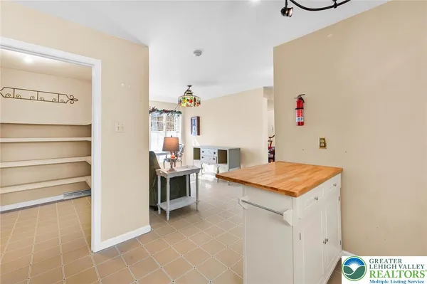 $425,000 | 454 Pheasant Road, Saylorsburg, PA 18353
