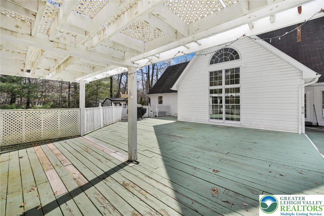 454 Pheasant Road Saylorsburg, PA 18353 - Photo 33 of 48