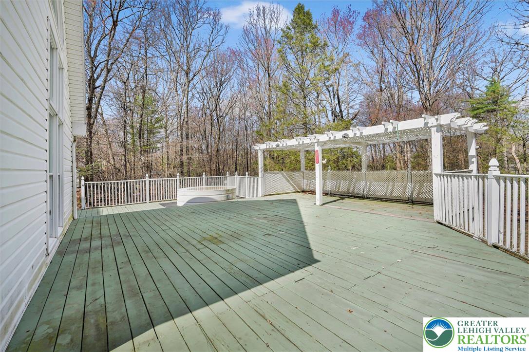 454 Pheasant Road Saylorsburg, PA 18353 - Photo 34 of 48