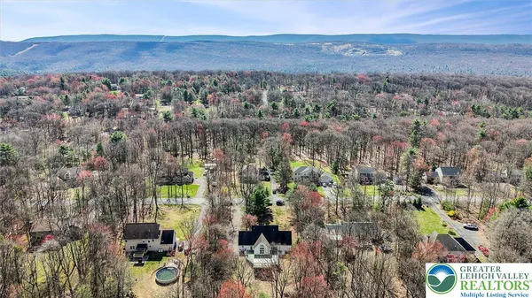 $425,000 | 454 Pheasant Road, Saylorsburg, PA 18353
