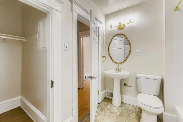 $2,599 | 3507 North Newton Avenue, Minneapolis, MN 55412