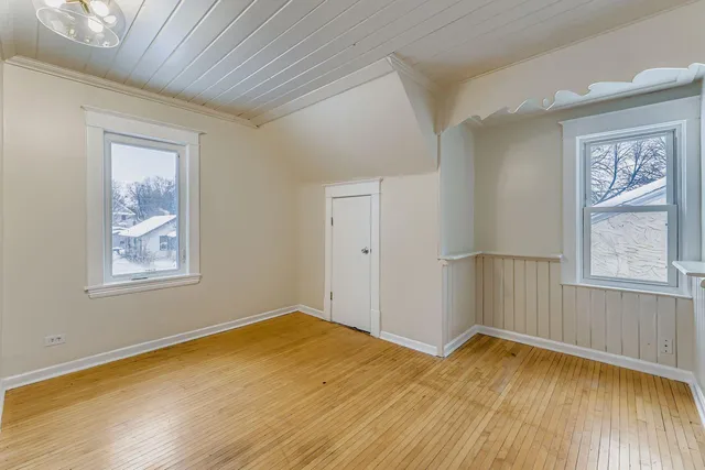 $2,599 | 3507 North Newton Avenue, Minneapolis, MN 55412